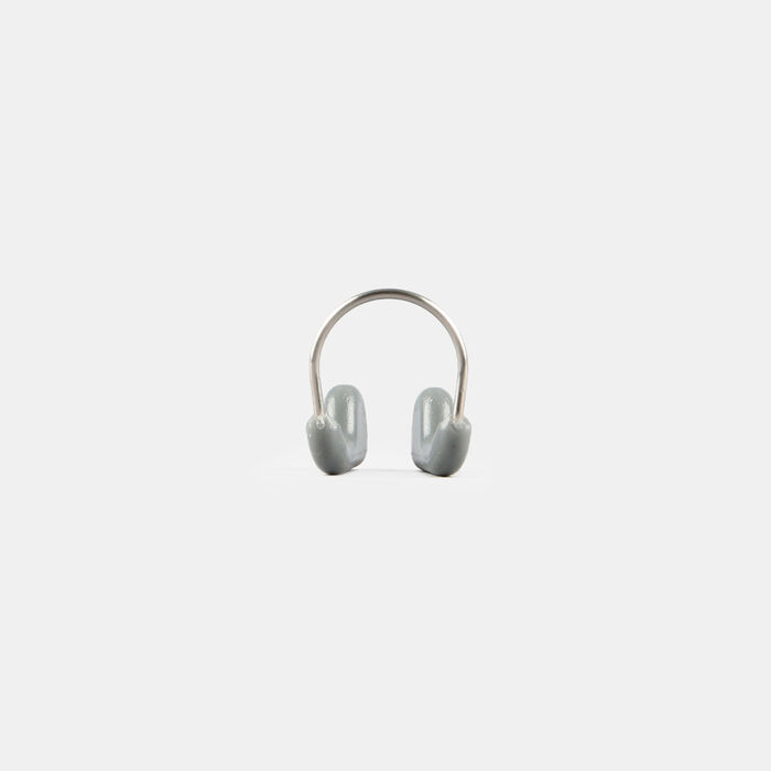 Speedo Competition Swimming Nose Clip Grey Speedo Competition Swimming Nose Clip Grey image number 1