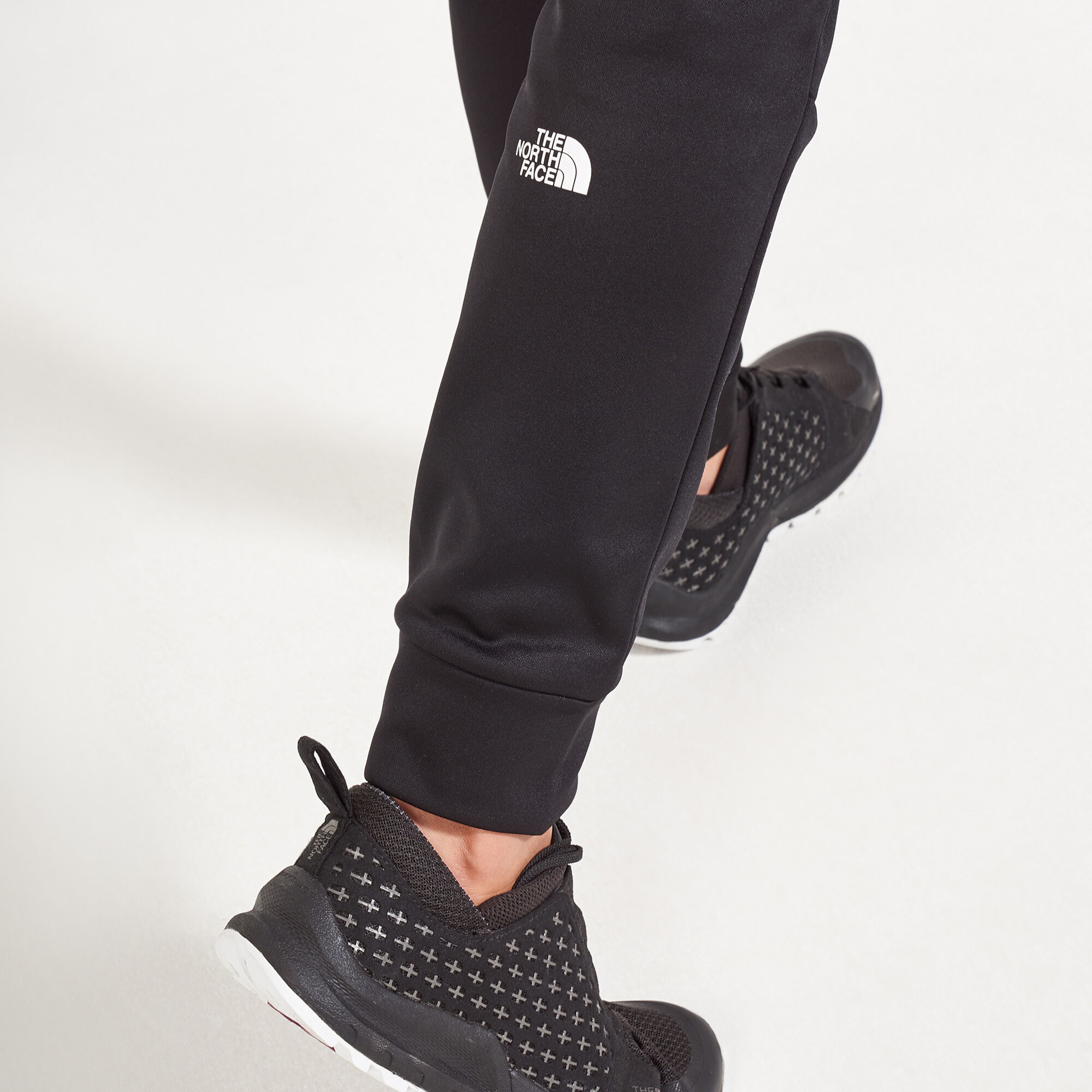 Buy The North Face Women s Train N Logo Pants Black in KSA SSS