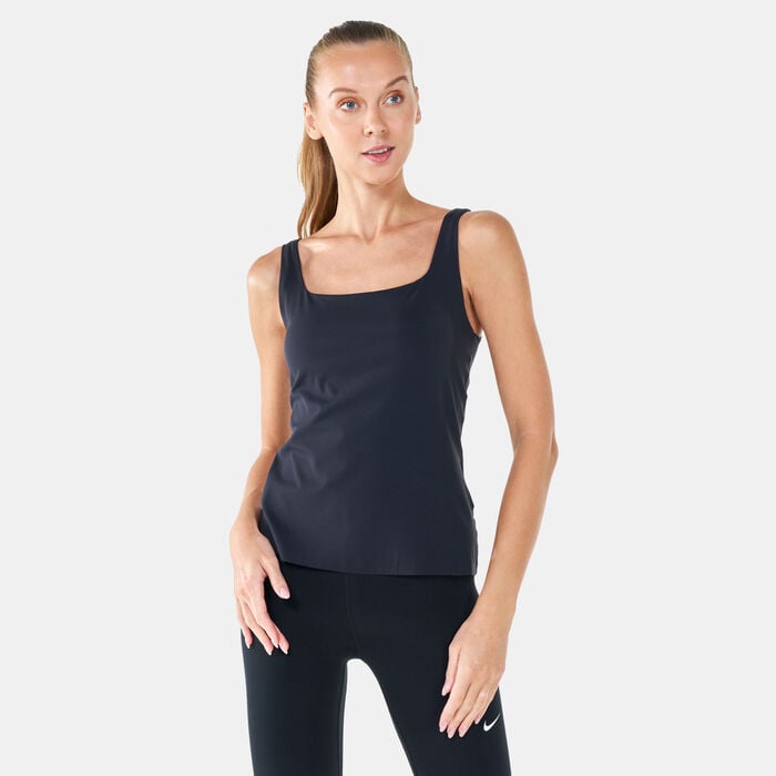 Nike Women's Yoga Luxe Tank Top Black Nike Women's Yoga Luxe Tank Top Black image number 0