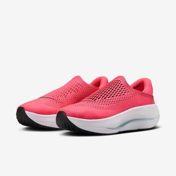 Nike Women's Reina EasyOn Shoes Pink Nike Women's Reina EasyOn Shoes Pink image number 4