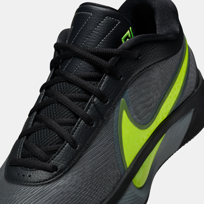 Nike Men's Giannis Freak 6 Basketball Shoes Black Nike Men's Giannis Freak 6 Basketball Shoes Black image number 4