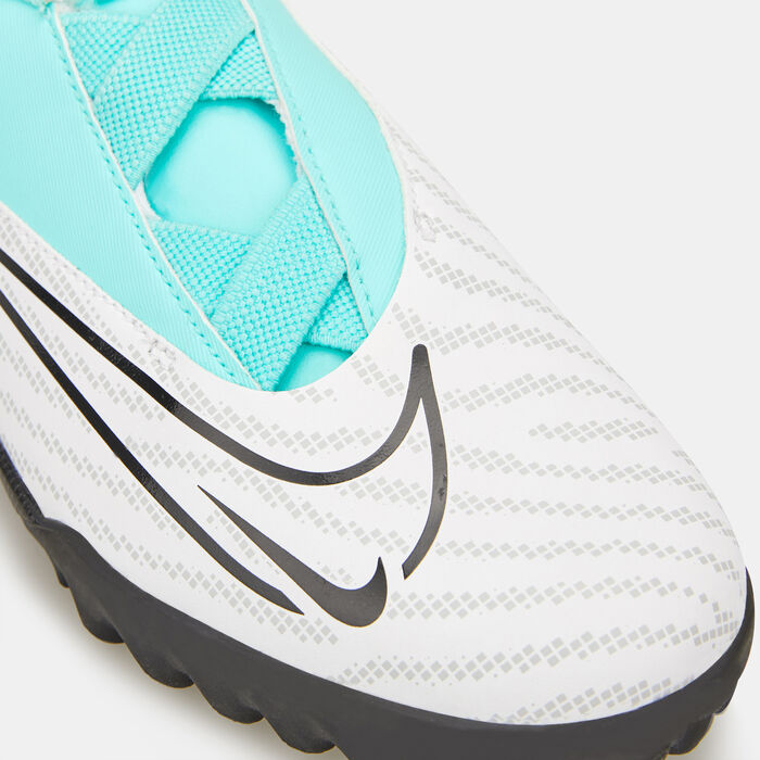 Nike Kids' Phantom GX Academy Turf Football Shoes (Older Kids) Green Nike Kids' Phantom GX Academy Turf Football Shoes (Older Kids) Green image number 4