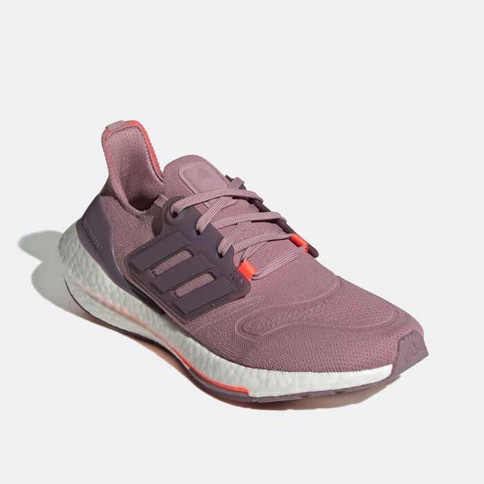 adidas Women's Ultraboost 22 Shoe Purple image number 3