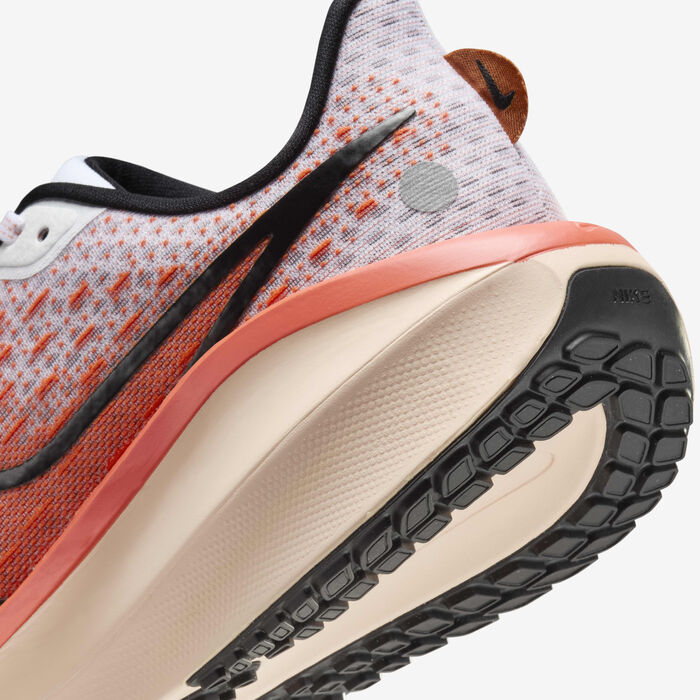Nike Women's Vomero 17 Road Running Shoes Orange image number 7