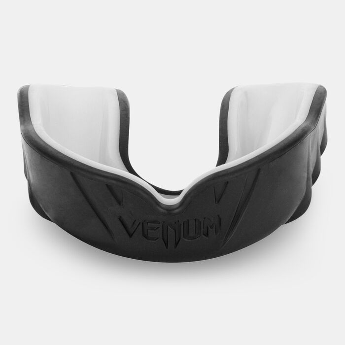 Venum Challenger Mouthguard Multi-Color Venum Challenger Mouthguard Multi-Color image number 0