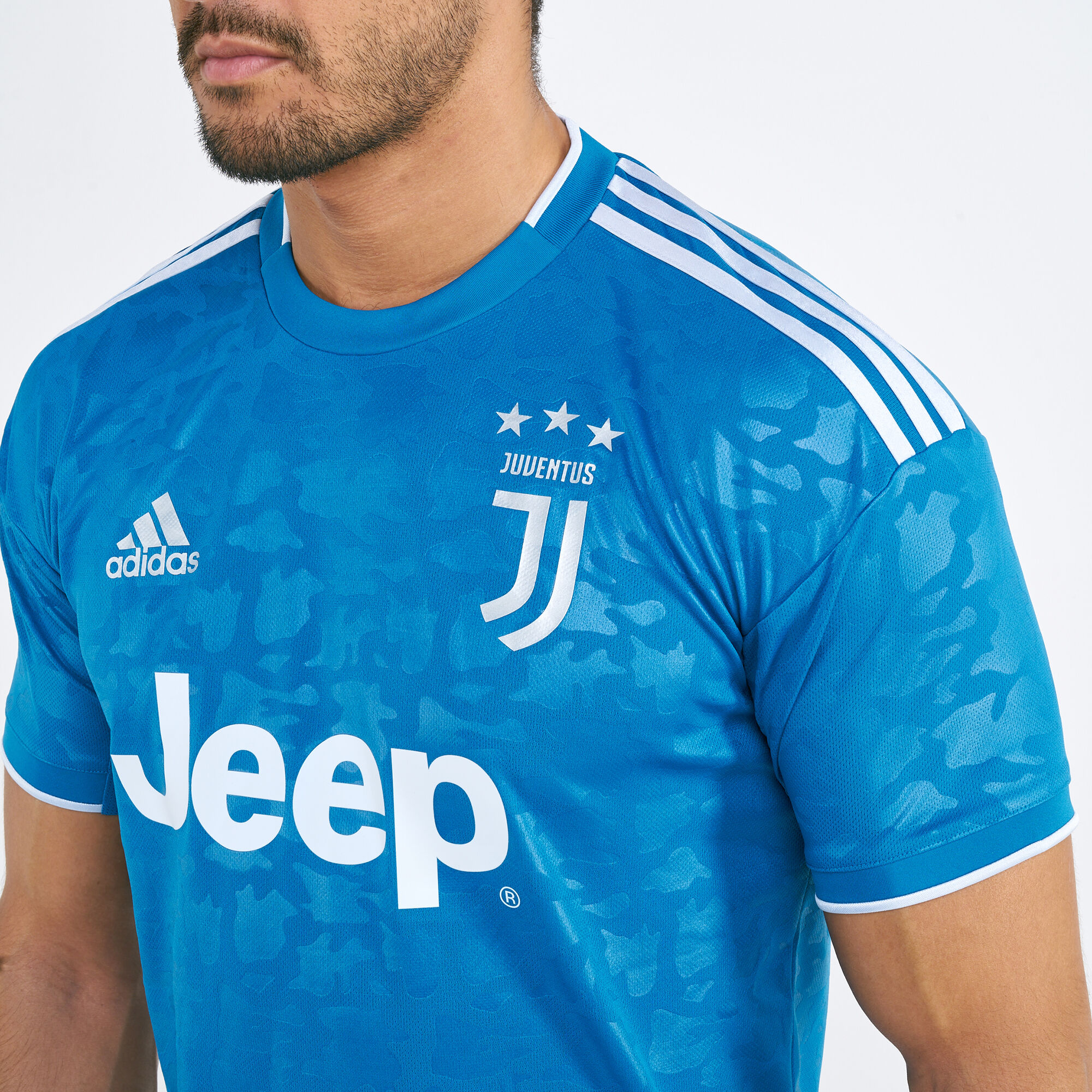 Juventus blue deals jersey 2018