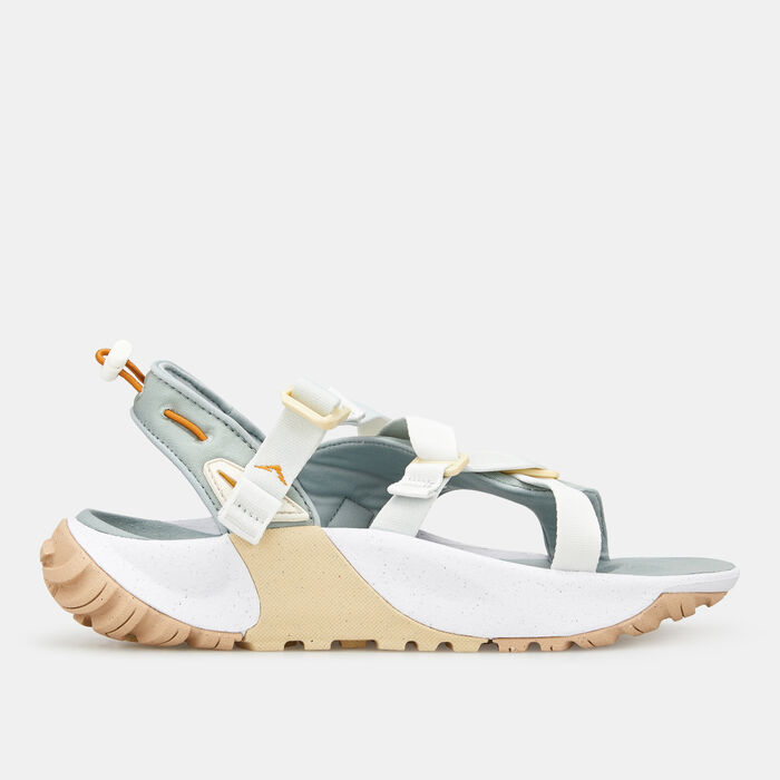 Nike Women's Oneonta Next Nature Sandals Green image number 0