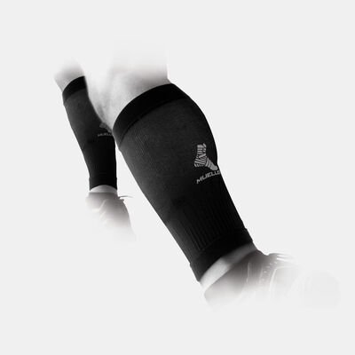 Mueller Graduated Compression Calf Sleeve Black