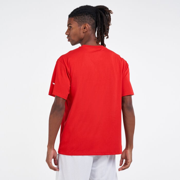 Nike Men's Chicago Bulls Courtside T-Shirt Red Nike Men's Chicago Bulls Courtside T-Shirt Red image number 1