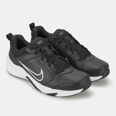 Nike Men's Defy All Day Training Shoe