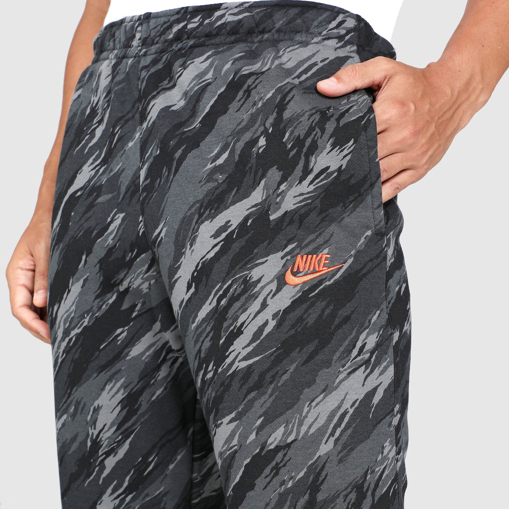 Nike men's sportswear woven camo track pants discount