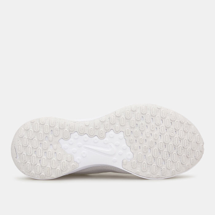 Nike Women's Revolution 7 Road Running Shoes White image number 4