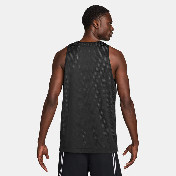 Nike Men's Standard Issue Dri-FIT Reversible Basketball Jersey Black Nike Men's Standard Issue Dri-FIT Reversible Basketball Jersey Black image number 1