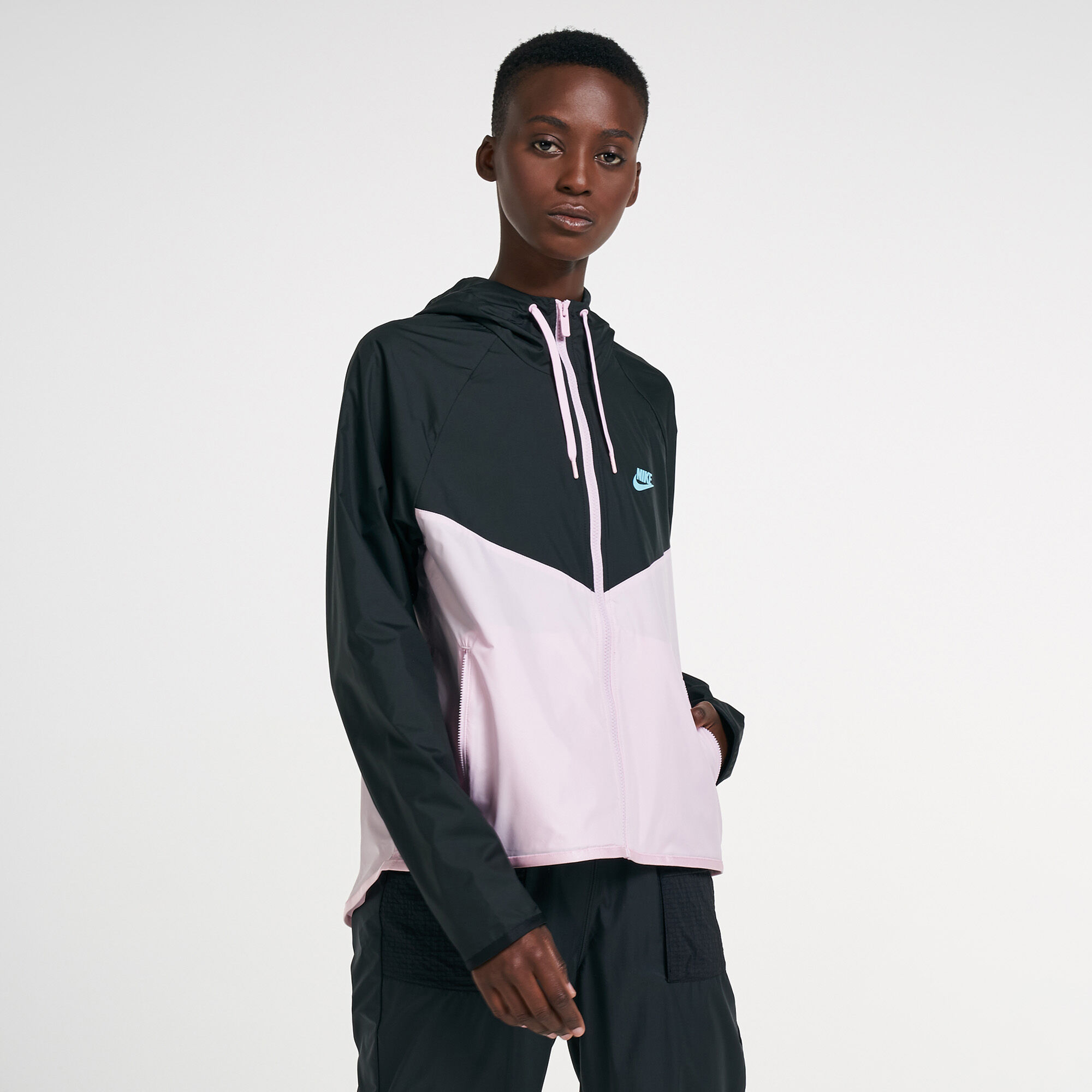 Nike women's sportswear graphic windrunner jacket hot sale