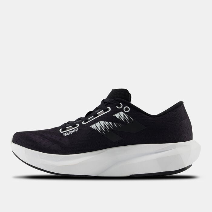 New Balance Women's FuelCell Rebel v4 Running Shoes Black New Balance Women's FuelCell Rebel v4 Running Shoes Black image number 2