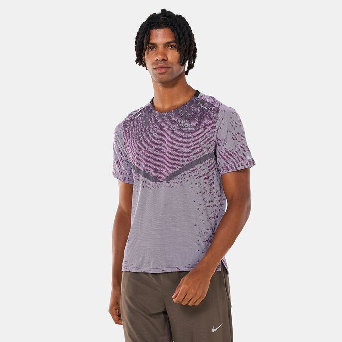 Nike Men's Dri-FIT ADV Run Division TechKnit T-Shirt Nike Men's Dri-FIT ADV Run Division TechKnit T-Shirt image number 0