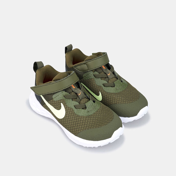Nike Kids' Revolution 6 Shoe (Baby and Toddler) Green image number 1