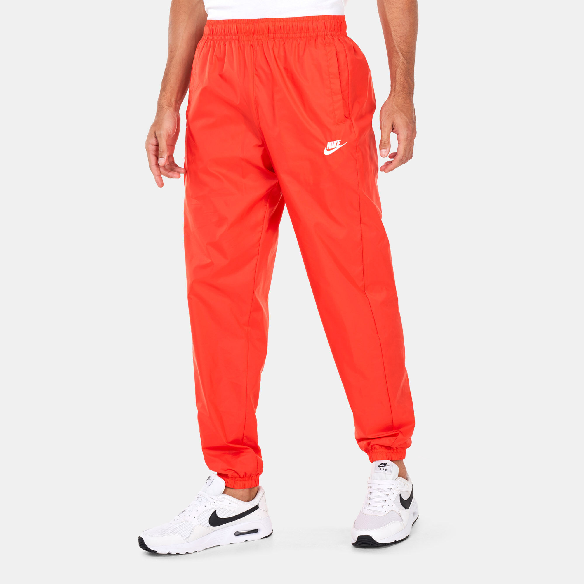 Nike season 2 sales woven tracksuit red