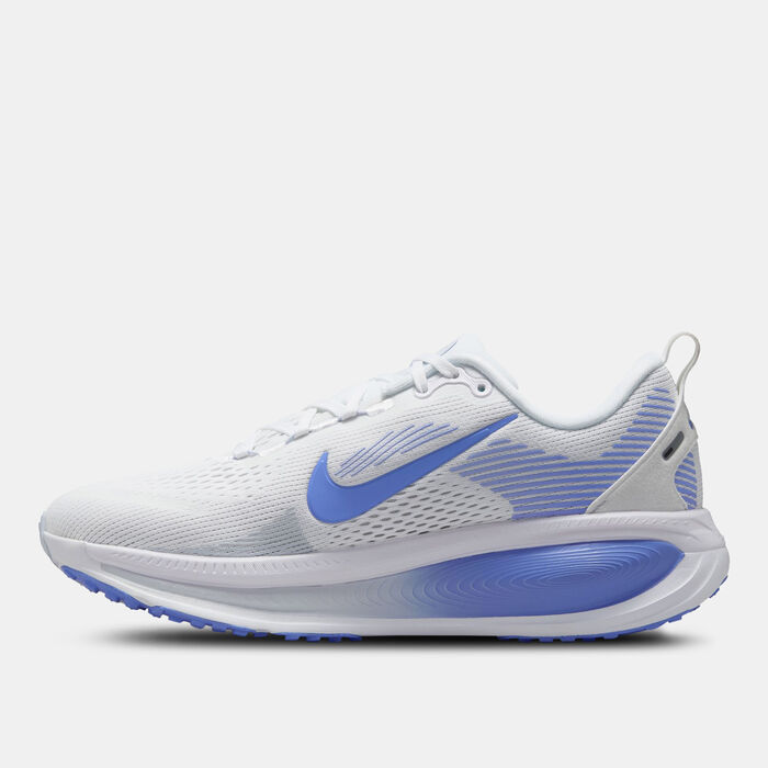 Nike Women's Vomero 18 Road Running Shoes White Nike Women's Vomero 18 Road Running Shoes White image number 2