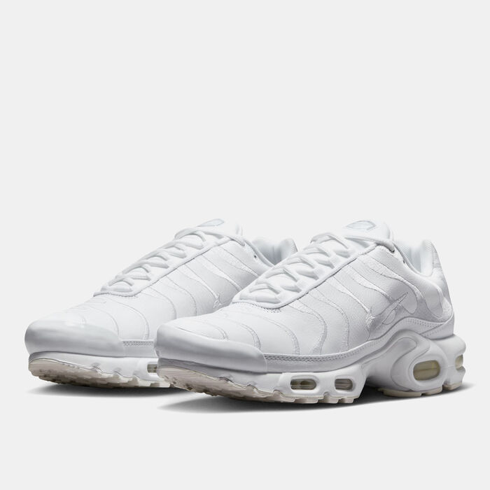 Nike Men's Air Max Plus Shoes White Nike Men's Air Max Plus Shoes White image number 1