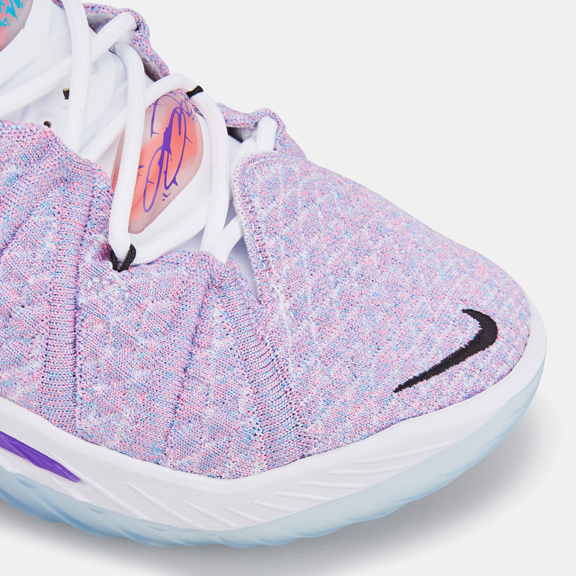 lebron 18 basketball shoes