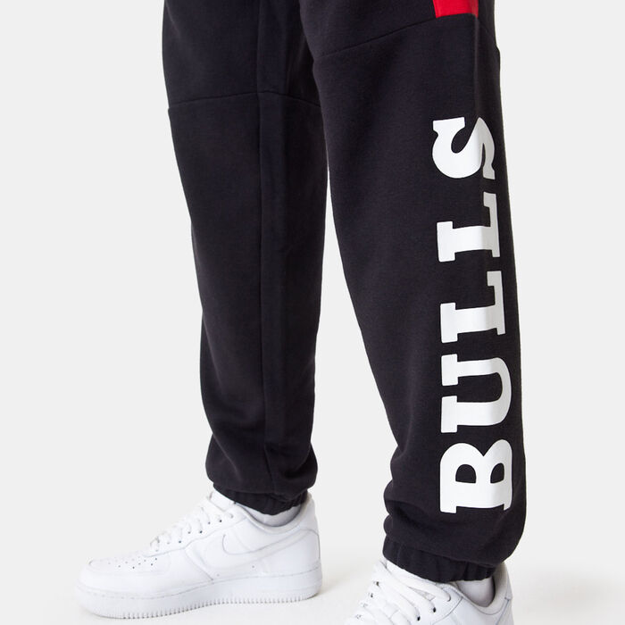 New Era Men's Chicago Bulls NBA Colour-Block Joggers Black New Era Men's Chicago Bulls NBA Colour-Block Joggers Black image number 2