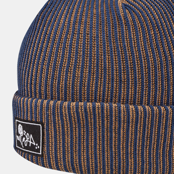 Vans Women's Armanto Beanie Blue Vans Women's Armanto Beanie Blue image number 2