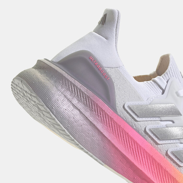 adidas Women's Ultraboost 5 Running Shoes White adidas Women's Ultraboost 5 Running Shoes White image number 4