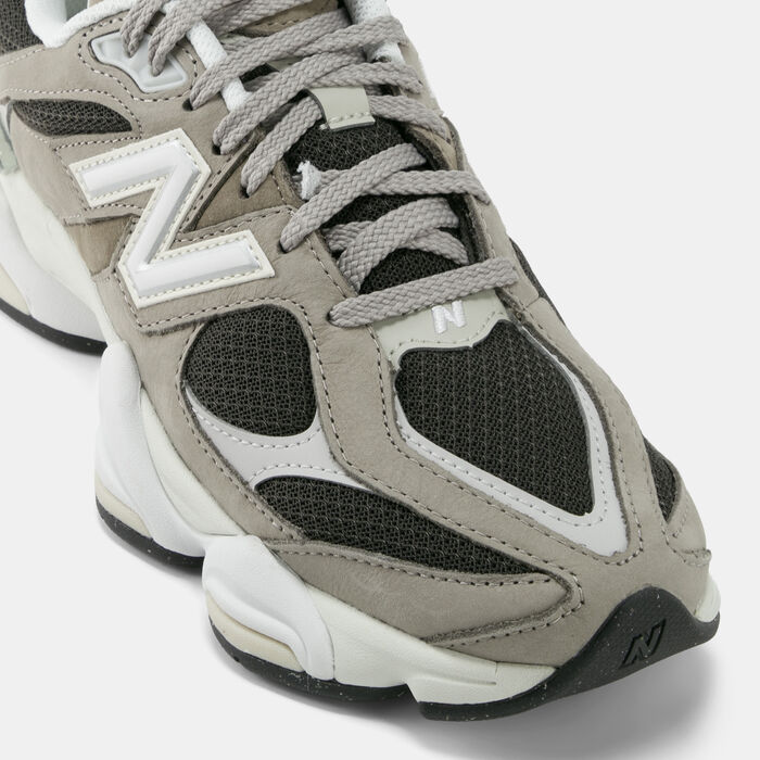 New Balance 9060 Shoes Brown New Balance 9060 Shoes Brown image number 4
