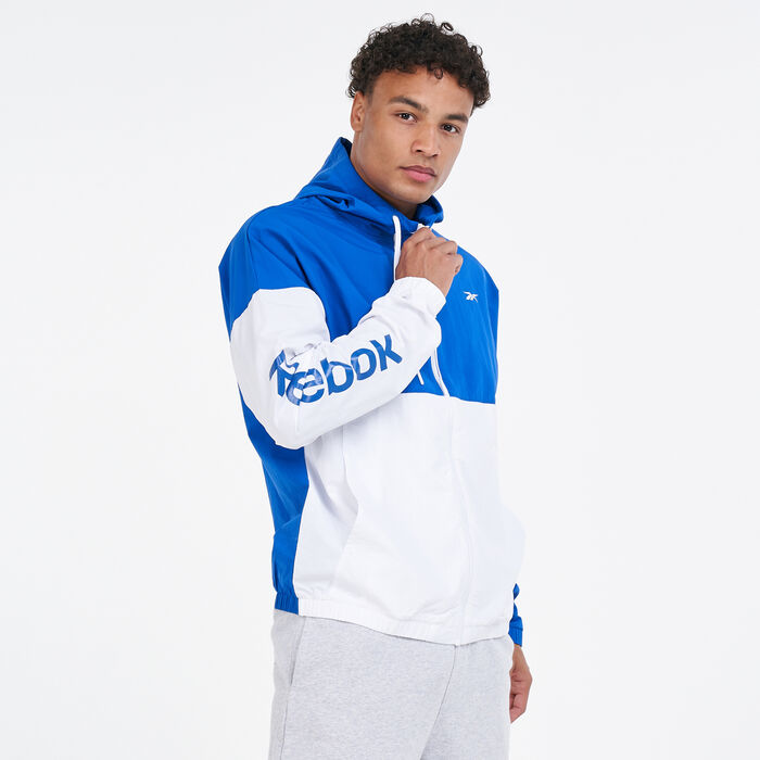Reebok Men's Training Essentials Linear Logo Windbreaker Hoodie Black Reebok Men's Training Essentials Linear Logo Windbreaker Hoodie Black image number 0