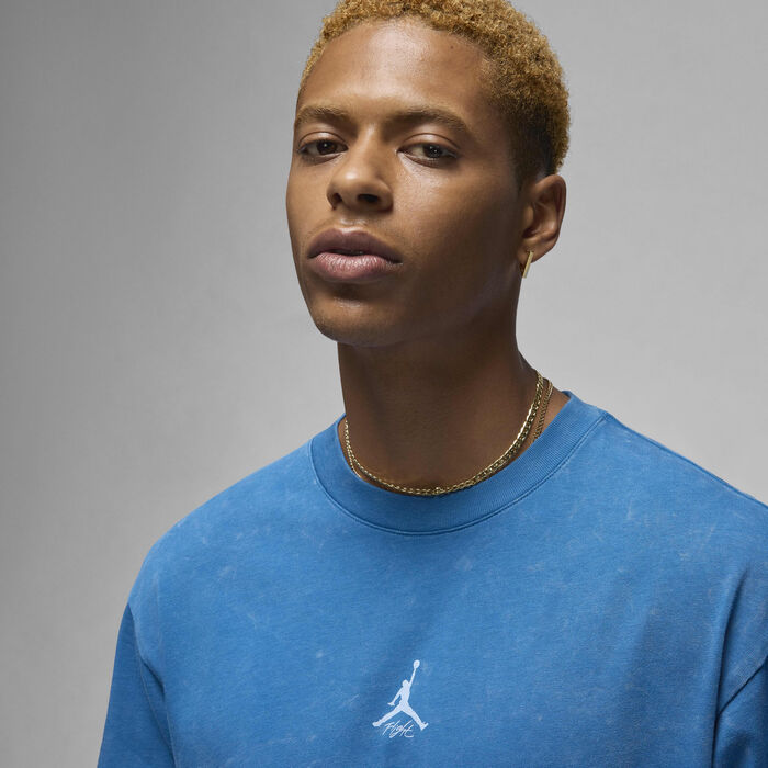 Jordan Flight Essentials Men's T-Shirt Blue Jordan Flight Essentials Men's T-Shirt Blue image number 2