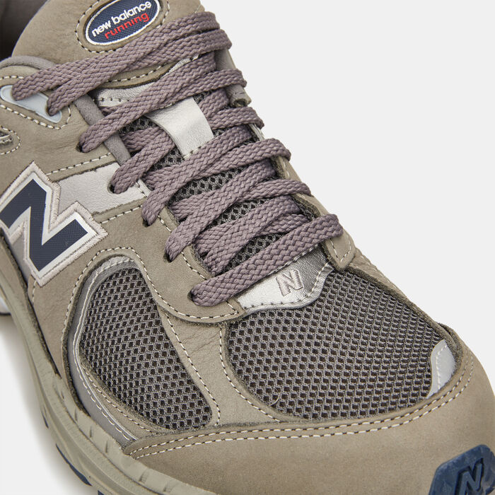 New Balance Men's 2002R Shoes Grey New Balance Men's 2002R Shoes Grey image number 4