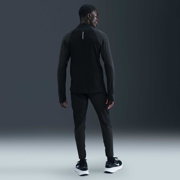 Nike Men's Dri-FIT 1/2-Zip Running Top Black image number 4