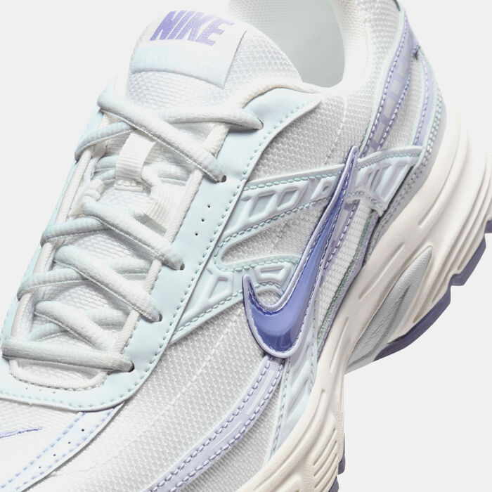 Nike Women's Initiator Shoes White image number 4