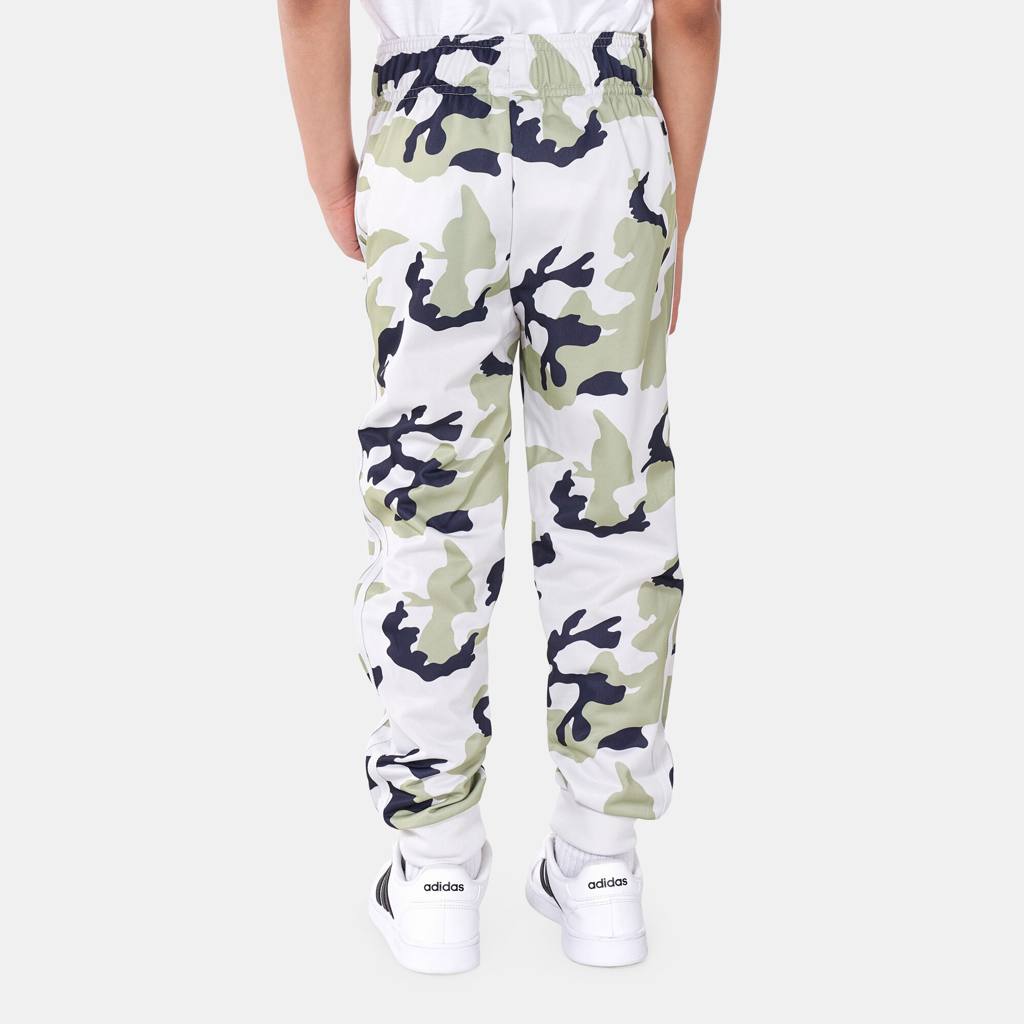 Supreme camo track pants deals