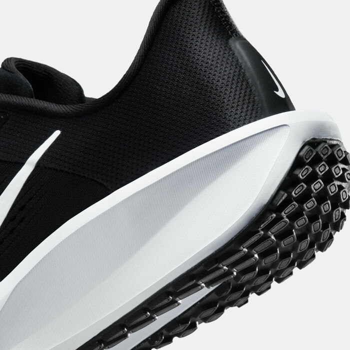 Nike Women's Quest 6 Road Running Shoes Black image number 5