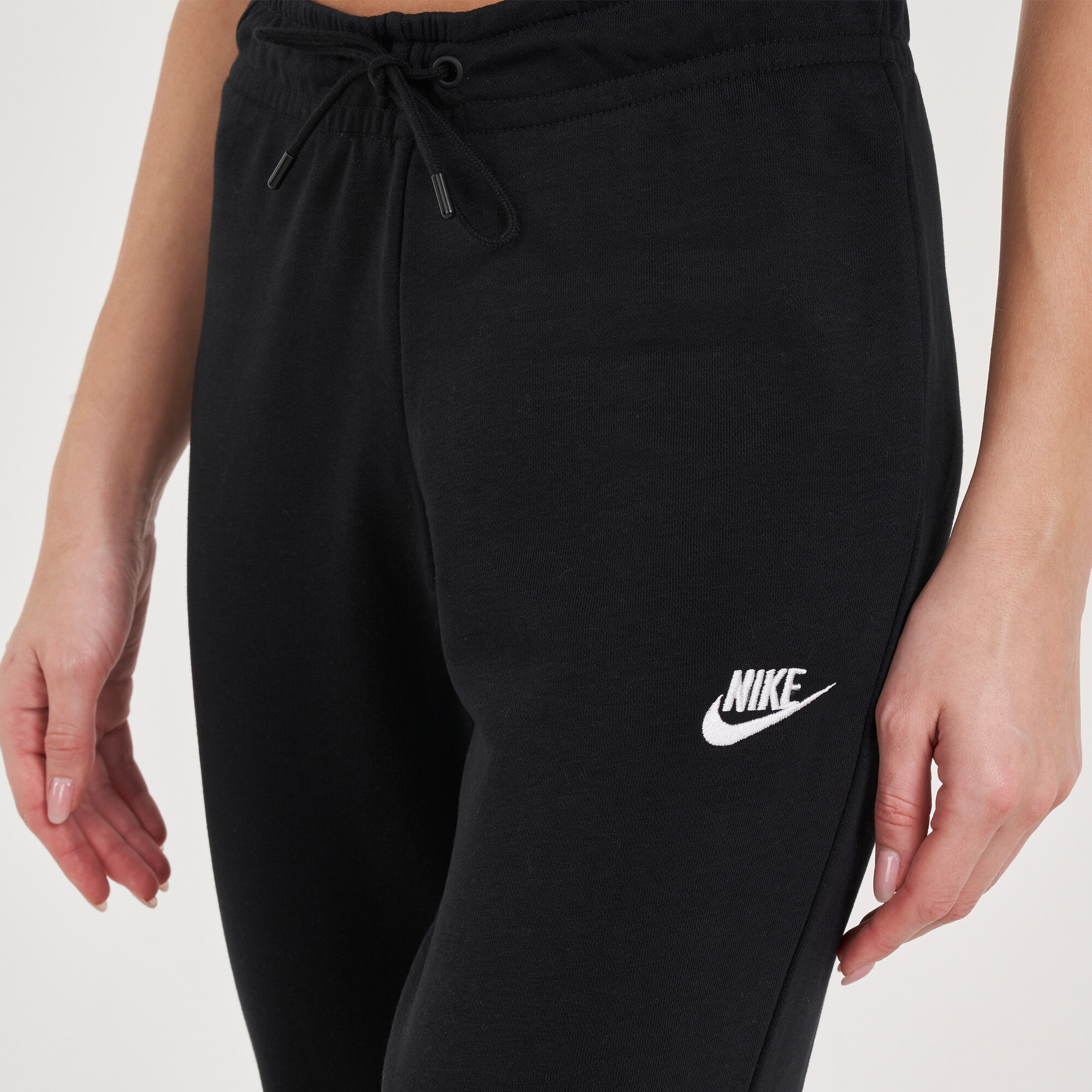 Women s Essential Fleece Pants Black Nike in KSA SSS