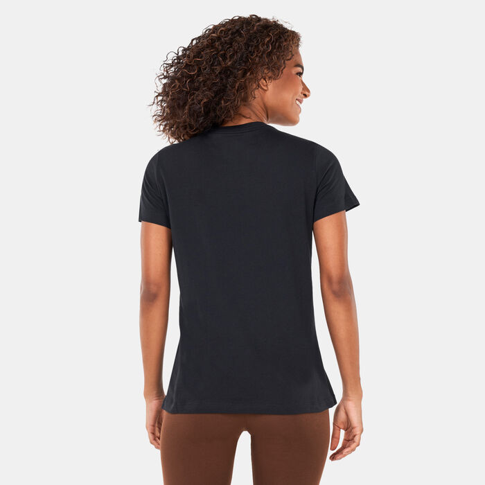 Nike Women's Sportswear Club T-Shirt Black Nike Women's Sportswear Club T-Shirt Black image number 1