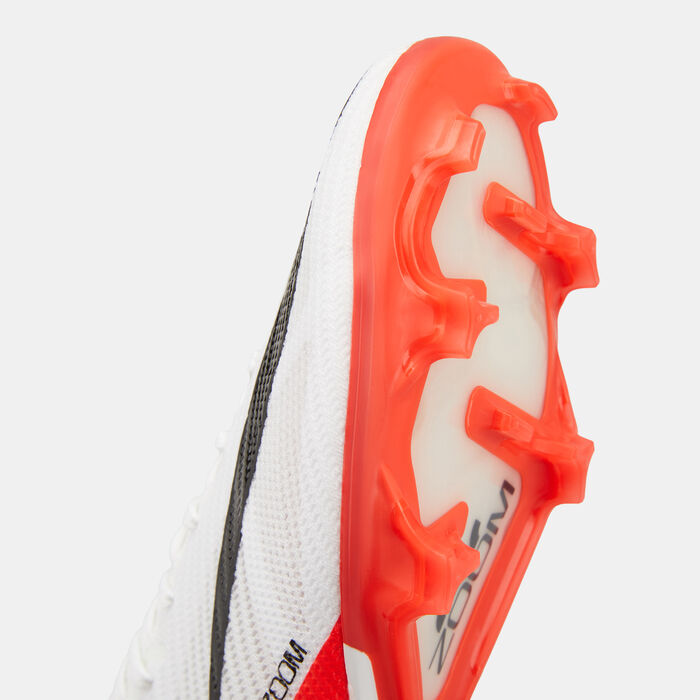 Nike Men's Zoom Mercurial Vapor 15 Elite Firm-Ground Football Shoe White Nike Men's Zoom Mercurial Vapor 15 Elite Firm-Ground Football Shoe White image number 5