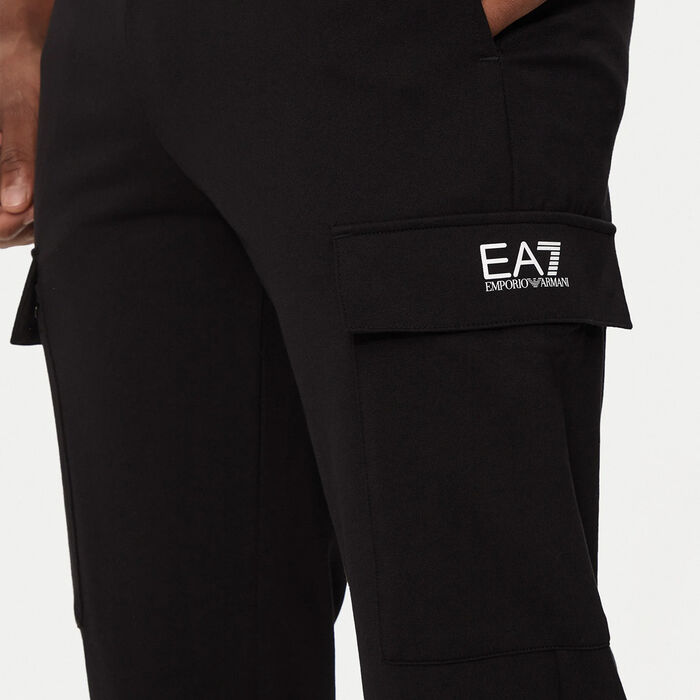 EA7 Emporio Armani Men's Train Core ID Cargo Pants Black image number 2