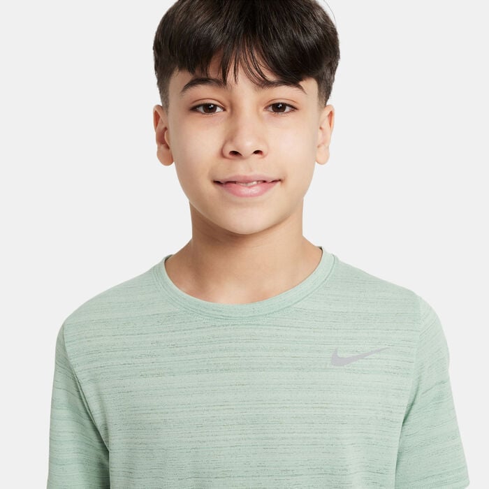 Nike Kids' Miler Run Division T-Shirt (Older Kids) Green Nike Kids' Miler Run Division T-Shirt (Older Kids) Green image number 3