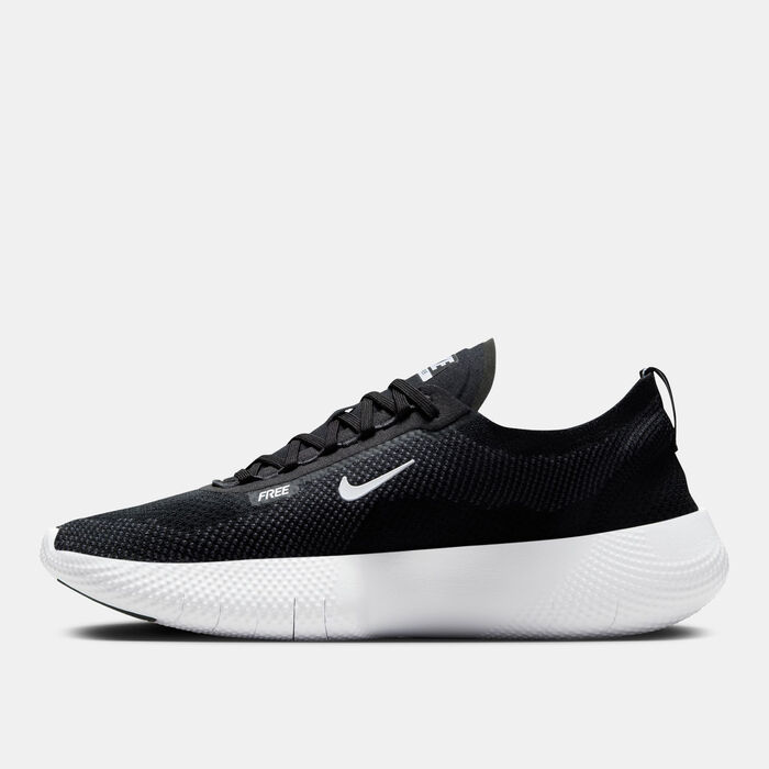 Nike Men's Free 2025 Running Shoes Black image number 2