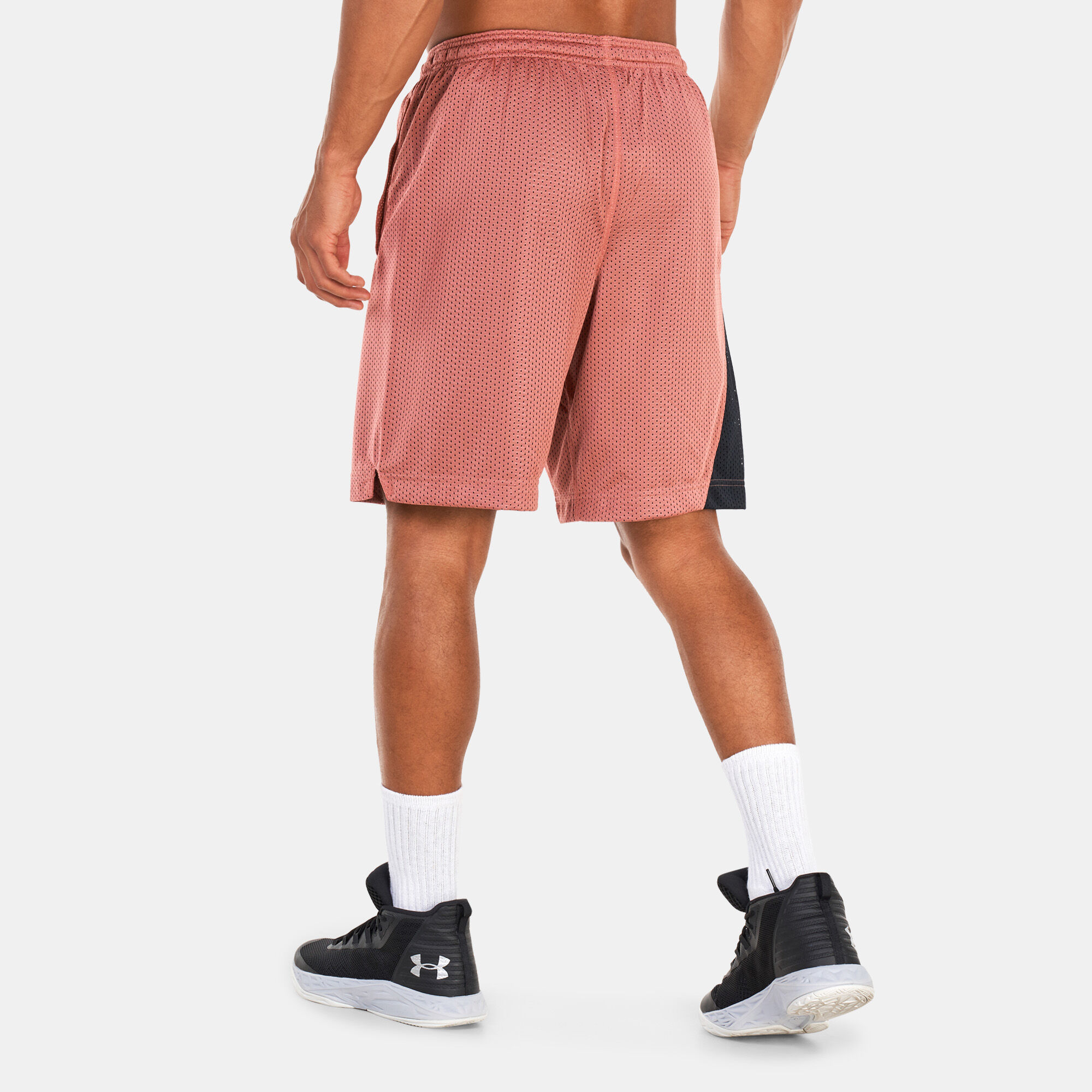 Under armour 9 deals inch shorts