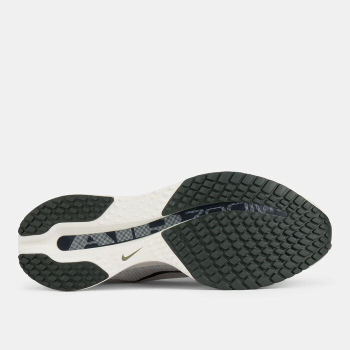 Nike Men's Pegasus Premium Road Running Shoes Ivory Nike Men's Pegasus Premium Road Running Shoes Ivory image number 3