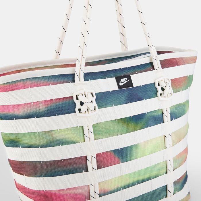 Nike Women's Sportswear Artist Collection RPM Tote Bag Ivory Nike Women's Sportswear Artist Collection RPM Tote Bag Ivory image number 3