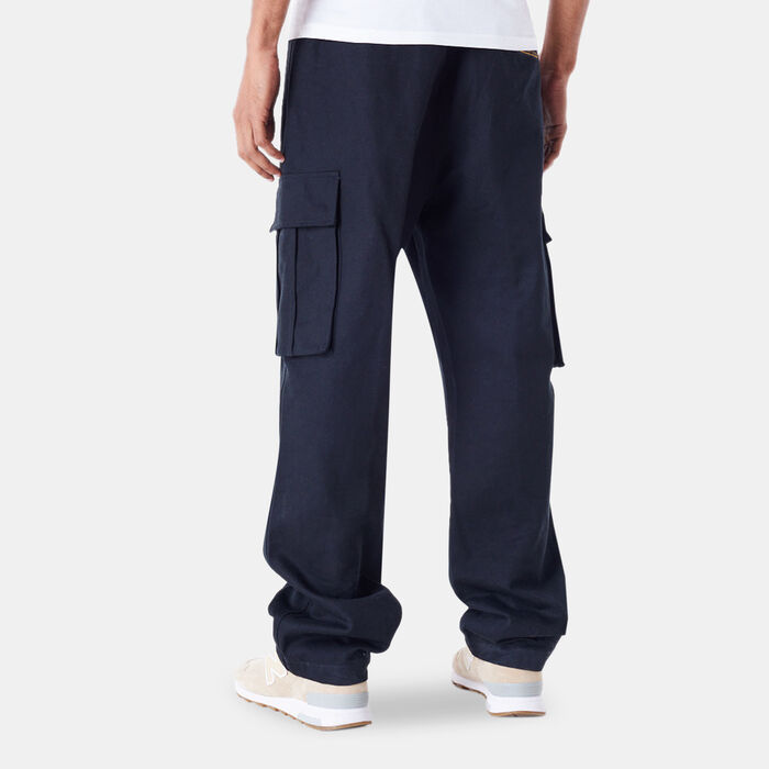 New Era Men's Logo Cargo Pants Black New Era Men's Logo Cargo Pants Black image number 1