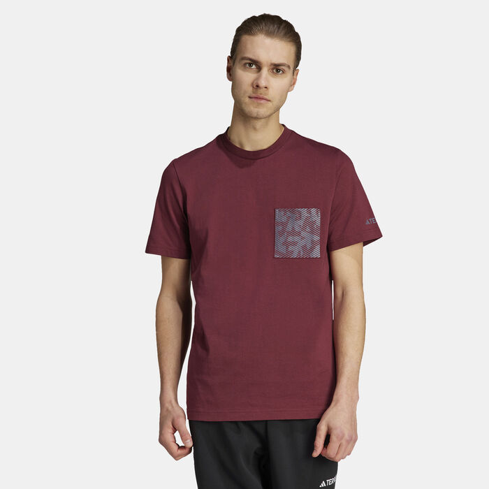 adidas Men's Terrex Graphic Pocket Print T-Shirt Maroon adidas Men's Terrex Graphic Pocket Print T-Shirt Maroon image number 0