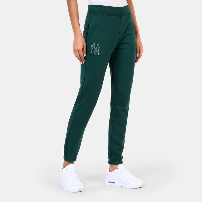 New Era Women's MLB New York Yankees Diamante Joggers Green New Era Women's MLB New York Yankees Diamante Joggers Green image number 0