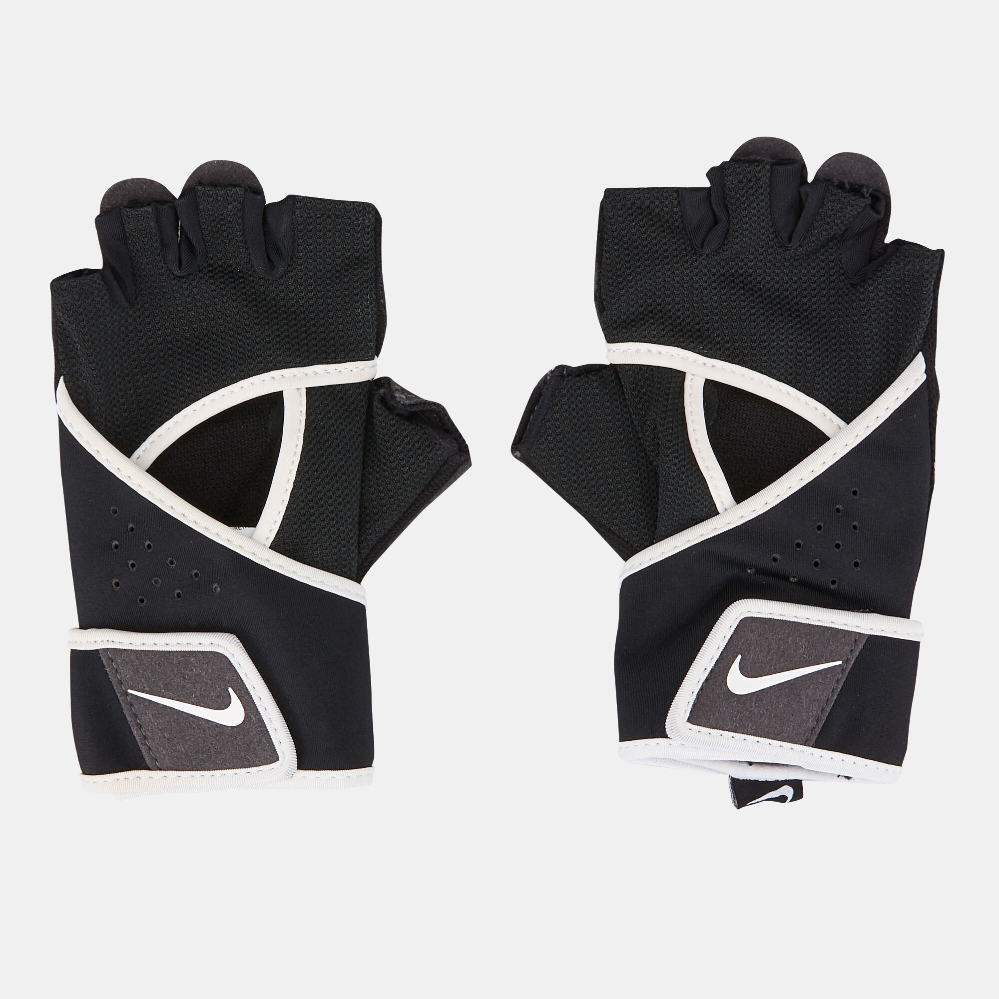 Nike premium fitness gloves store