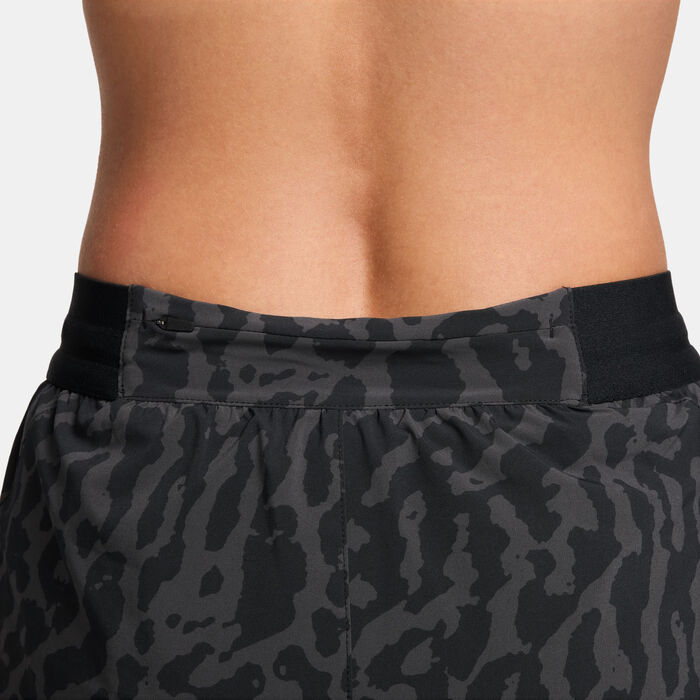 Nike Women's Swift Dri-FIT 2-in-1 Printed Running Shorts Black Nike Women's Swift Dri-FIT 2-in-1 Printed Running Shorts Black image number 3